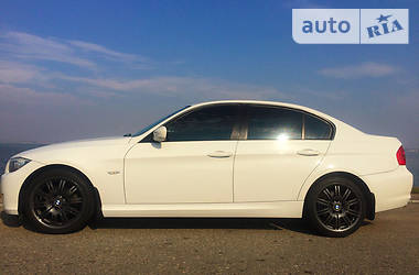 Седан BMW 3 Series 2011 в Одессе