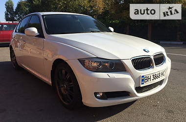 Седан BMW 3 Series 2011 в Одессе