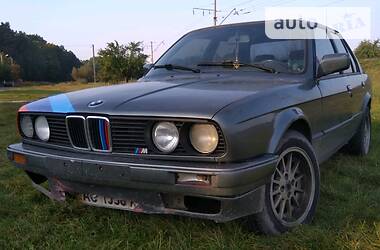 Седан BMW 3 Series 1986 в Ківерцях