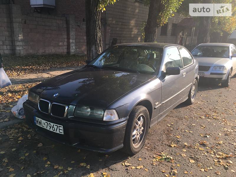 Хэтчбек BMW 3 Series 1997 в Киеве