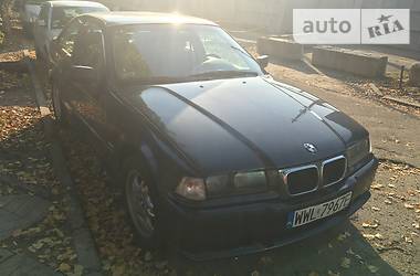 Хэтчбек BMW 3 Series 1997 в Киеве