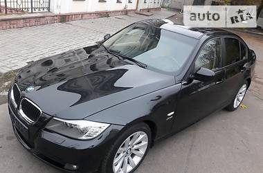 Седан BMW 3 Series 2011 в 