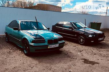 Седан BMW 3 Series 1996 в Довжанську