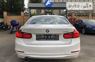 Седан BMW 3 Series 2015 в Киеве