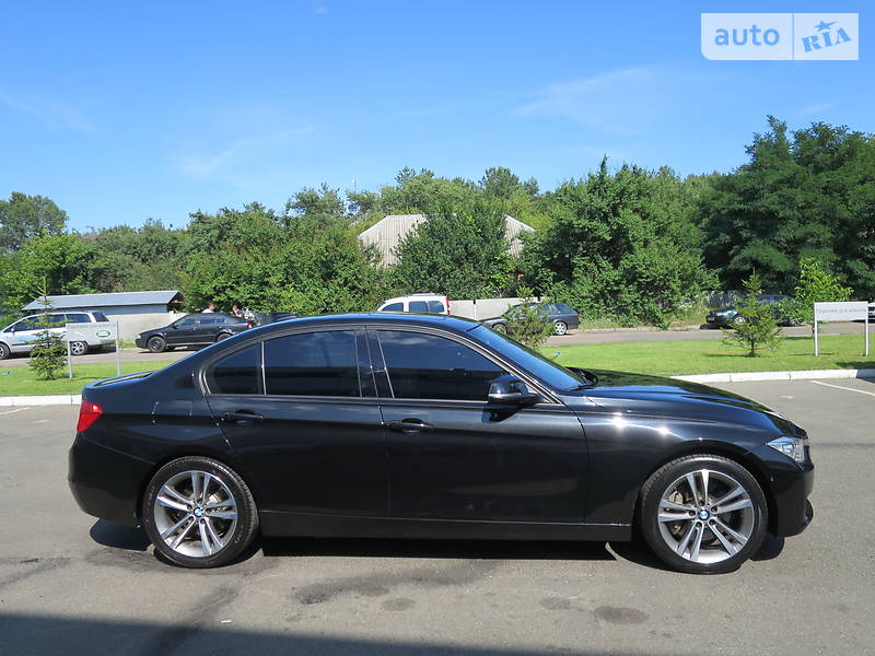 Седан BMW 3 Series 2012 в Києві
