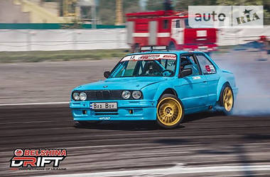 Купе BMW 3 Series 1990 в 