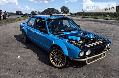 Купе BMW 3 Series 1990 в 