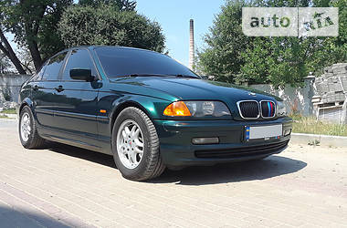 Седан BMW 3 Series 2000 в Черновцах