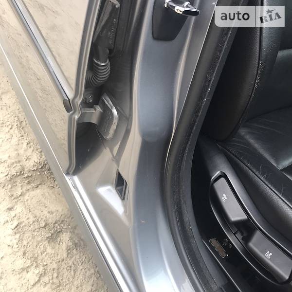Седан BMW 3 Series 2004 в Киеве