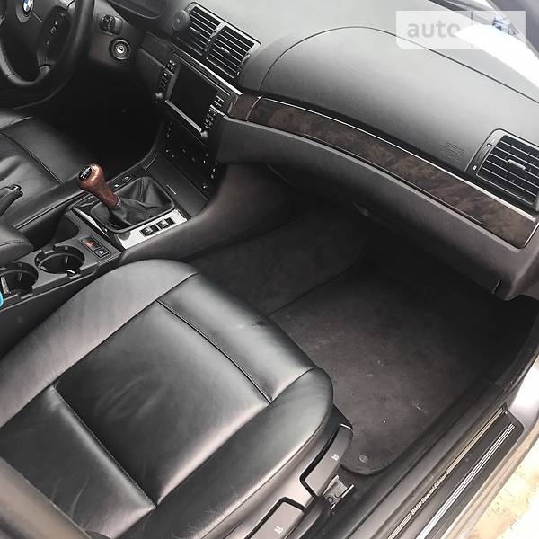Седан BMW 3 Series 2004 в Киеве