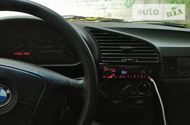 Седан BMW 3 Series 1991 в 