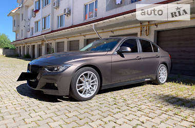 Седан BMW 3 Series 2014 в Киеве