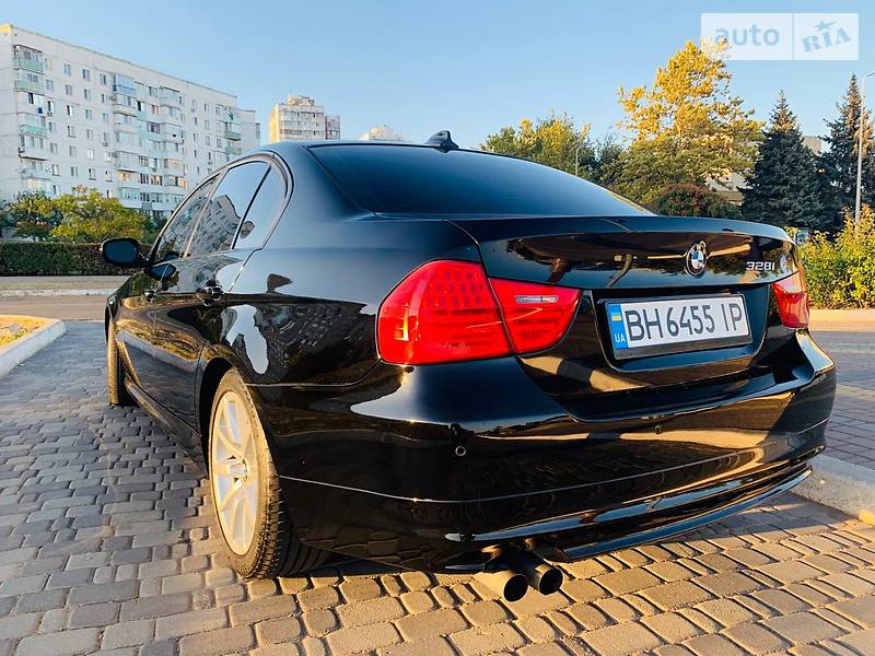 Седан BMW 3 Series 2010 в Одесі