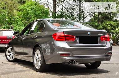 Седан BMW 3 Series 2016 в Киеве