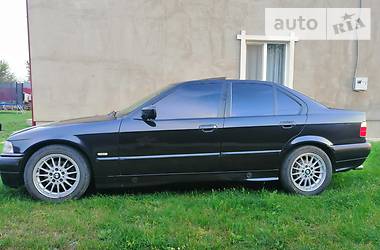 Седан BMW 3 Series 1998 в Луцке