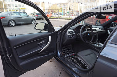Седан BMW 3 Series 2015 в 