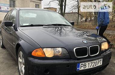 Седан BMW 3 Series 2000 в Вараше