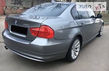 Седан BMW 3 Series 2010 в Херсоні