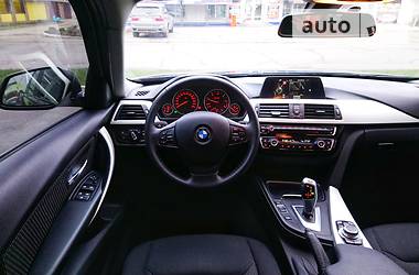 Седан BMW 3 Series 2016 в Херсоне