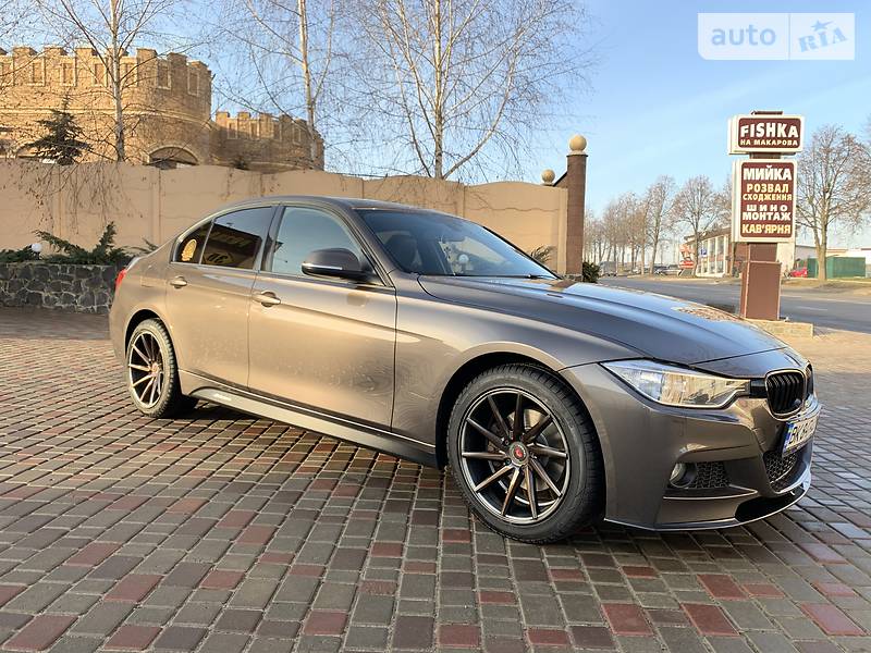 Седан BMW 3 Series 2012 в Рівному