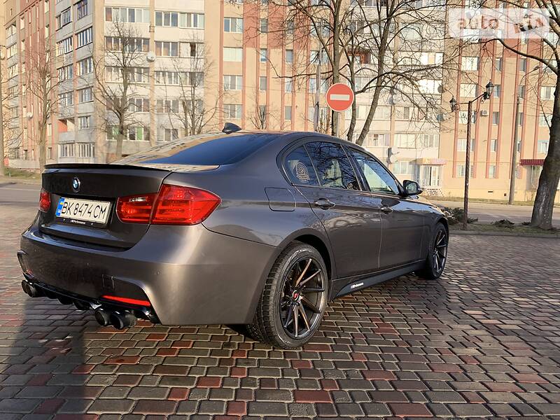 Седан BMW 3 Series 2012 в Рівному
