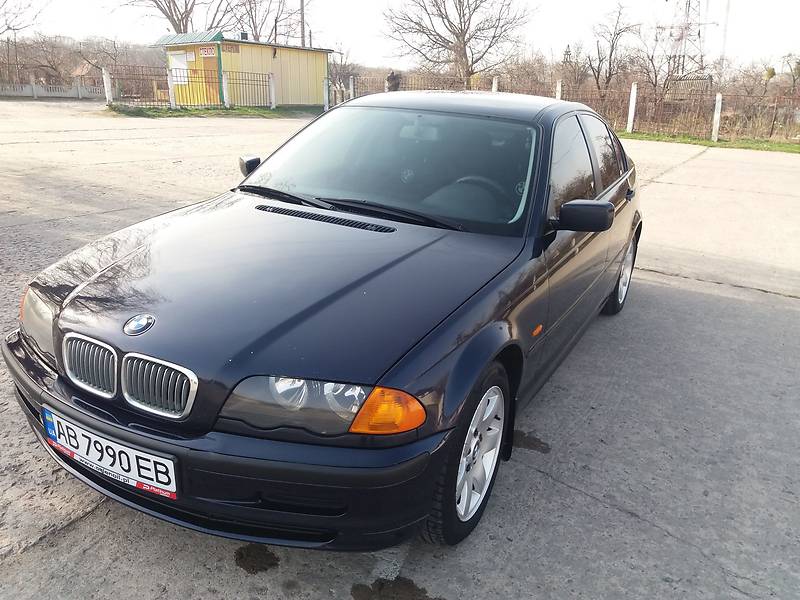 Хетчбек BMW 3 Series 1998 в 
