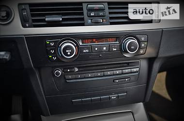 Седан BMW 3 Series 2010 в 