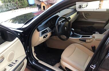 Седан BMW 3 Series 2009 в 