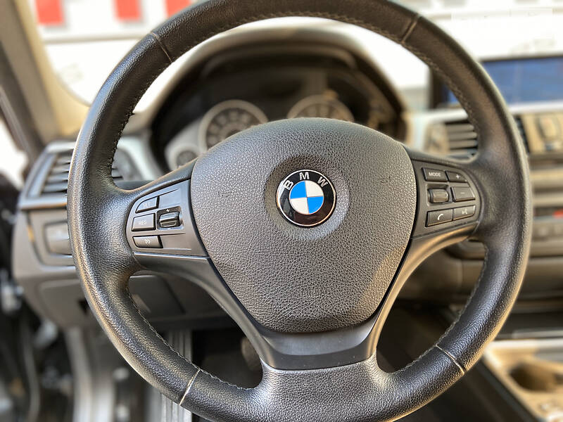 Седан BMW 3 Series 2012 в Киеве