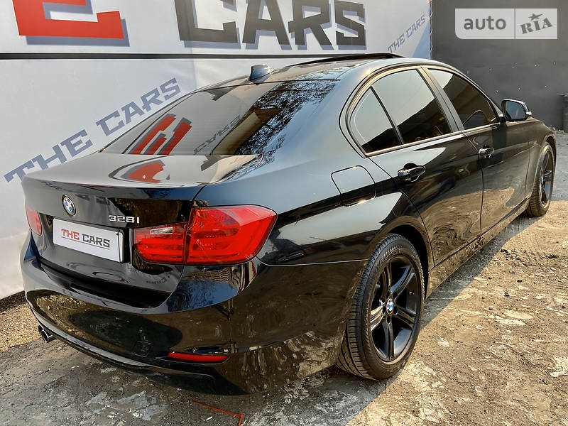 Седан BMW 3 Series 2012 в Киеве