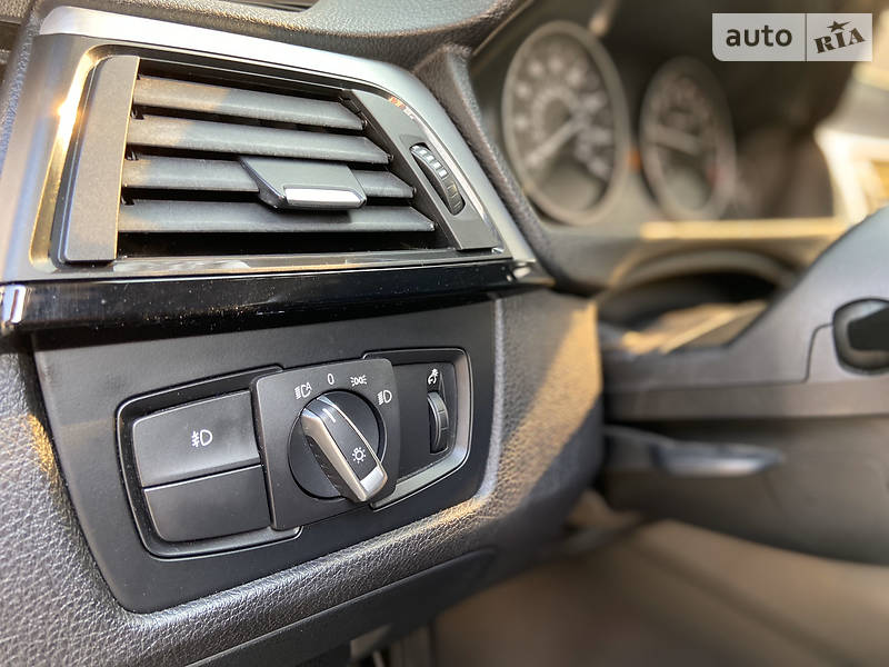 Седан BMW 3 Series 2012 в Киеве