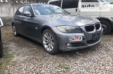 Седан BMW 3 Series 2010 в 