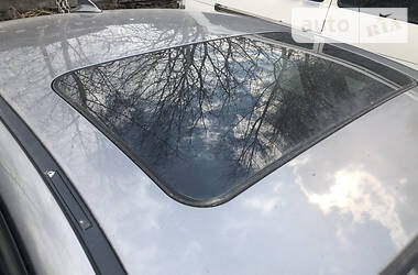 Седан BMW 3 Series 2010 в 