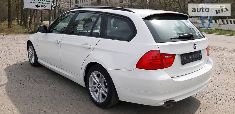 Універсал BMW 3 Series 2010 в Києві