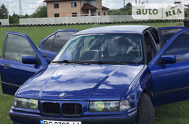 Седан BMW 3 Series 1994 в 