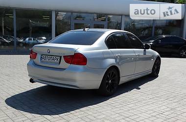 Седан BMW 3 Series 2010 в 