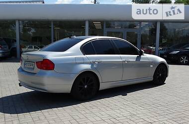 Седан BMW 3 Series 2010 в 