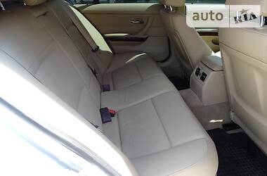Седан BMW 3 Series 2010 в 