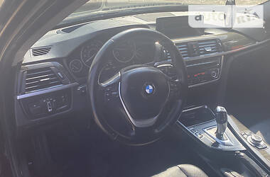 Седан BMW 3 Series 2012 в 