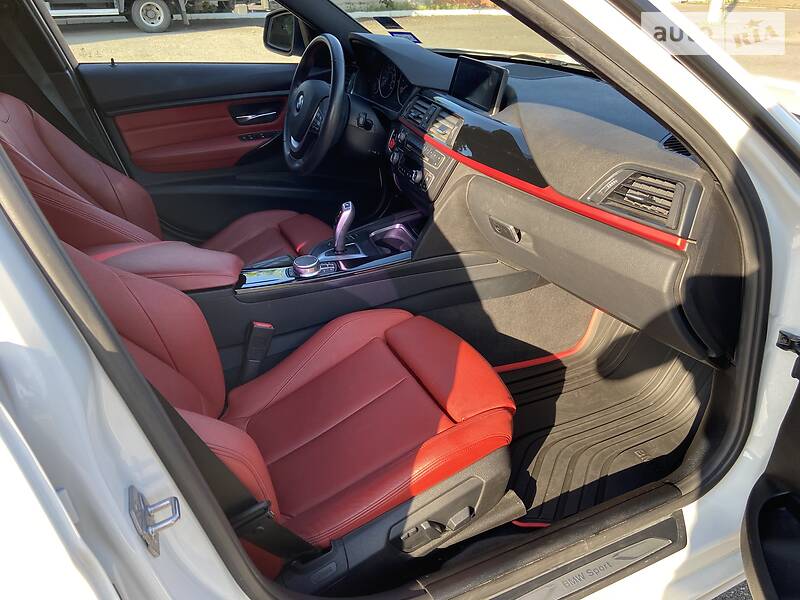 Седан BMW 3 Series 2015 в Києві