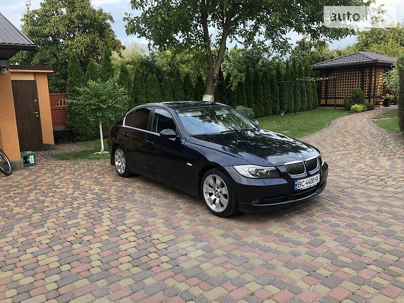 Седан BMW 3 Series 2008 в Львові