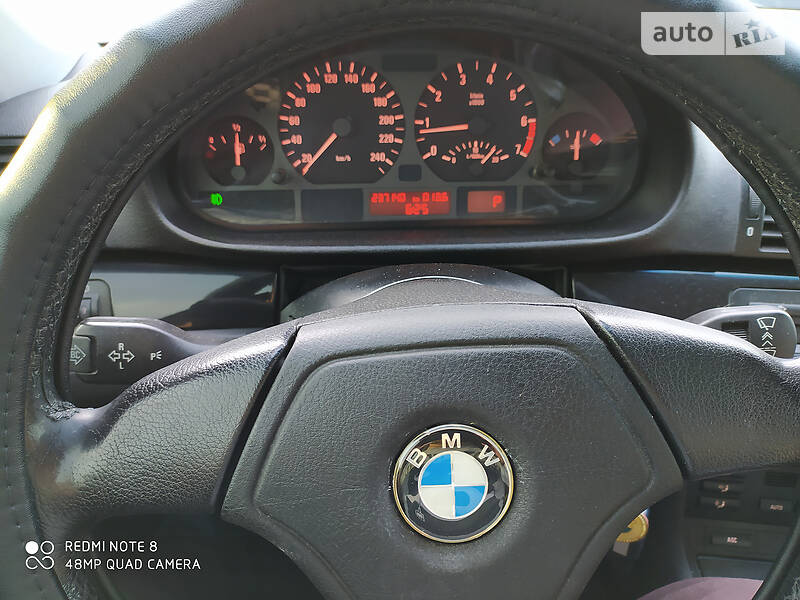 Седан BMW 3 Series 1999 в Одесі