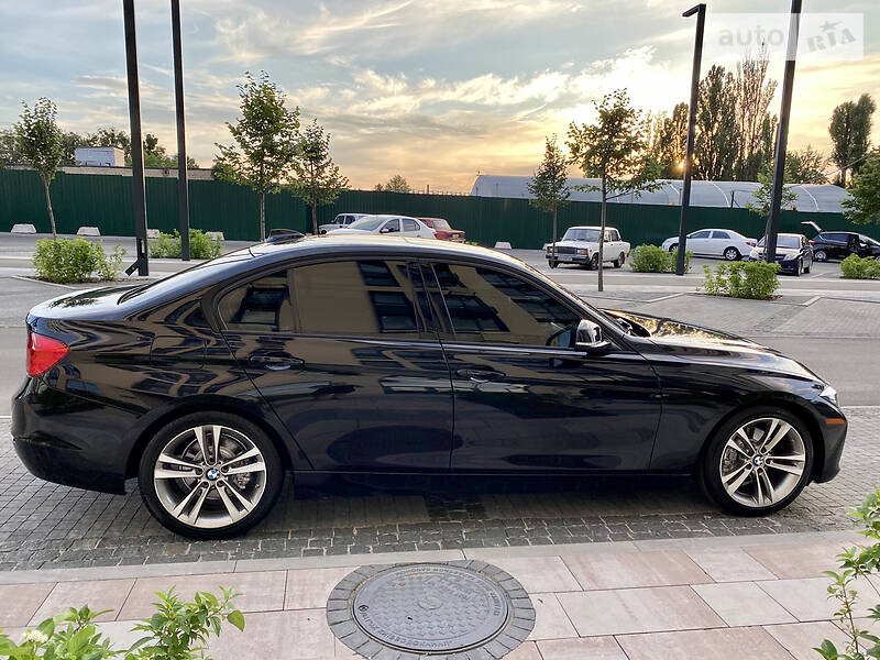 Седан BMW 3 Series 2014 в Києві