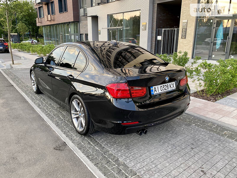 Седан BMW 3 Series 2014 в Києві
