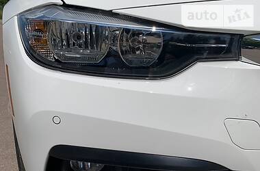 Седан BMW 3 Series 2017 в Житомире