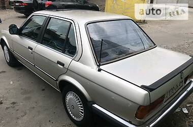 Седан BMW 3 Series 1986 в Днепре