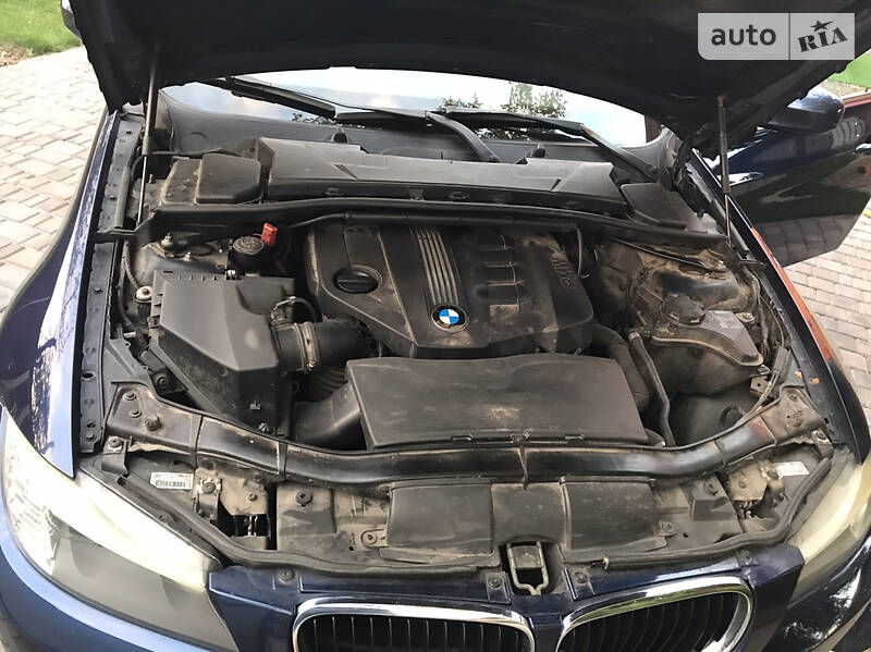 Седан BMW 3 Series 2010 в Києві фото 8 Седан BMW 3 Series 2010 в Києві