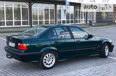 Седан BMW 3 Series 1995 в Івано-Франківську