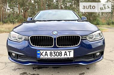 Седан BMW 3 Series 2017 в Києві