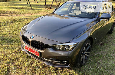Седан BMW 3 Series 2018 в Миколаєві